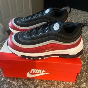 Girls Nike airmax